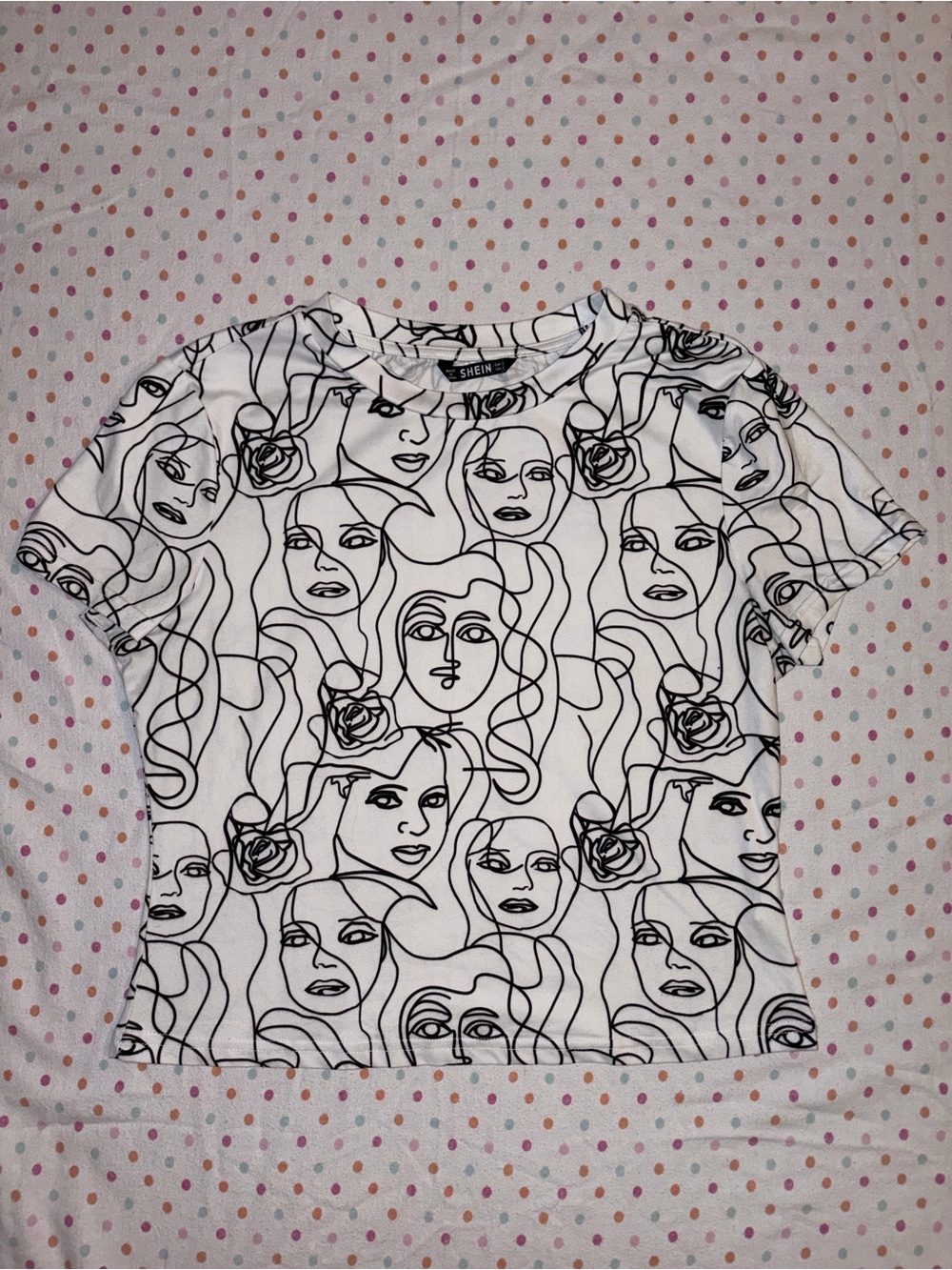 SHEIN Women Abstract Face Print Short Sleeve Top White Black Graphic Size Large